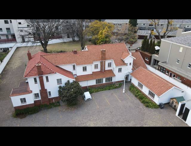 700M² OFFICE FOR SALE IN DUNKELD WEST